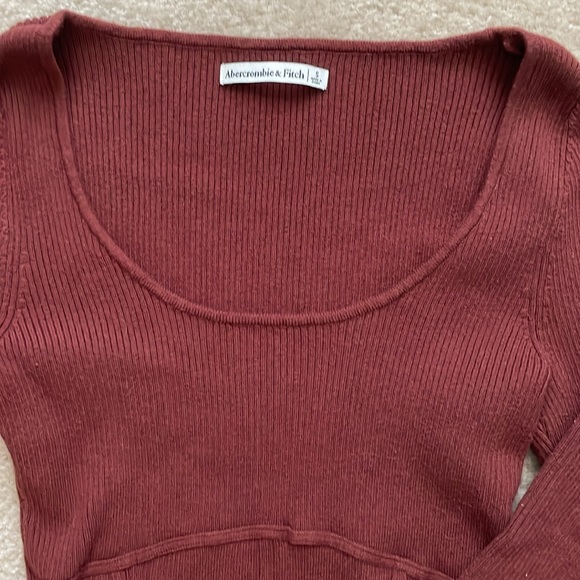 Abercrombie & Fitch Sweater Crop - Picture 3 of 4